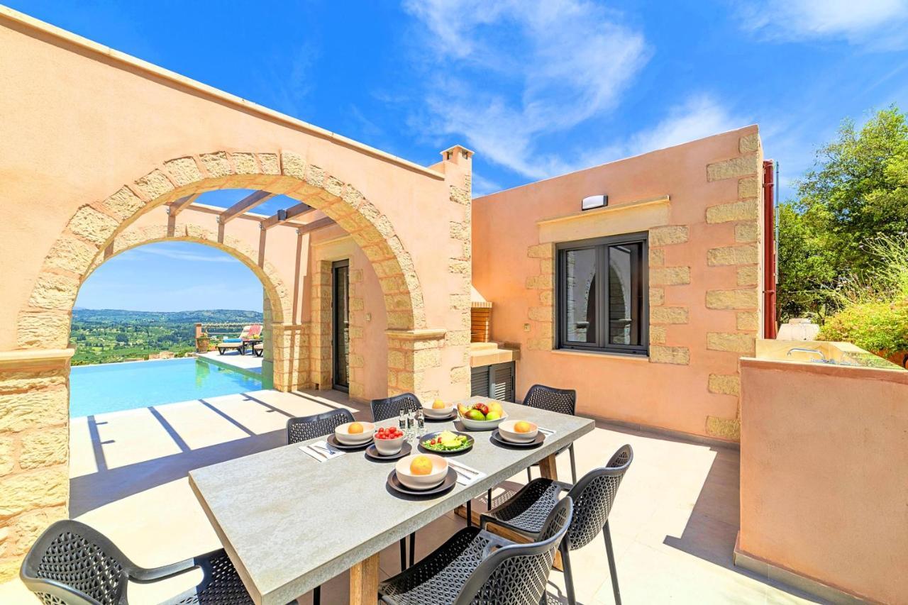 Villa Vardis Heated Pool Vryses Buitenkant foto