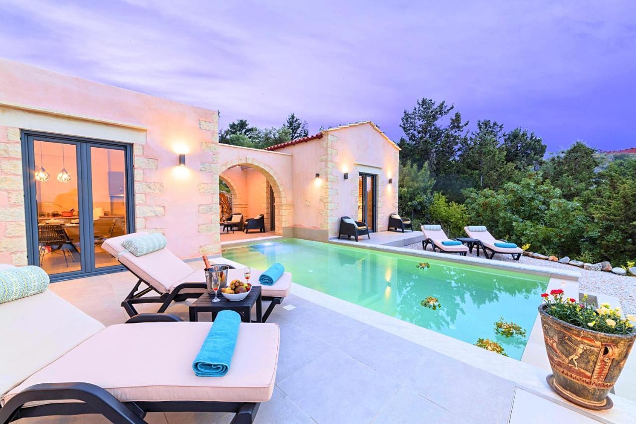 Villa Vardis Heated Pool Vryses Buitenkant foto